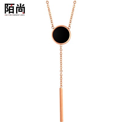 Mo is the new European style fashion 18K rose gold plating titanium necklace pendant chain tassel clavicle female winnings