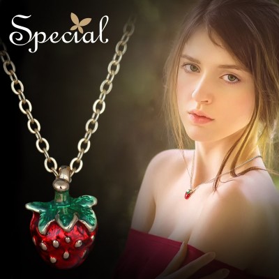Special tip goods Europe and the United States to restore ancient ways of fashion short necklace accessories pendant like wild strawberries valentine's day
