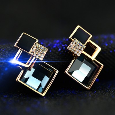Dumpling bud earrings Female temperament of South Korea earrings pendants Deserve to act the role of Japanese and Korean wave people contracted personality geometric ornaments stud earrings