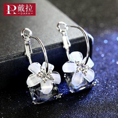 Della act the role ofing is tasted Coloured glaze flower crystal earrings ear clip female south Korean fashion temperament earring stud earrings joker decoration