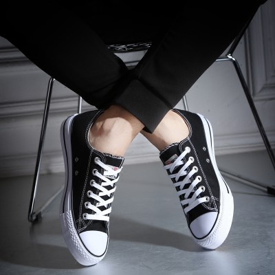 The canvas shoes men shoes Korean men's summer low student size white shoes all-match flat cloth