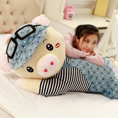 Cute piglet toy piglet toy pig doll is large in the pillow piggy doll to sleep on the pillow girl presents