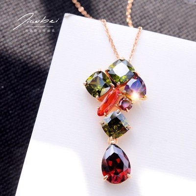 Jiao Bei female artificial zircon jewelry necklace clavicle short necklace accessories and exaggerated temperament of Monalisa