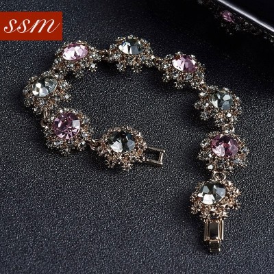 Adorn the world beauty bracelet, women fashion, Europe and the United States retro crystal, simple female trend, with new hand jewelry