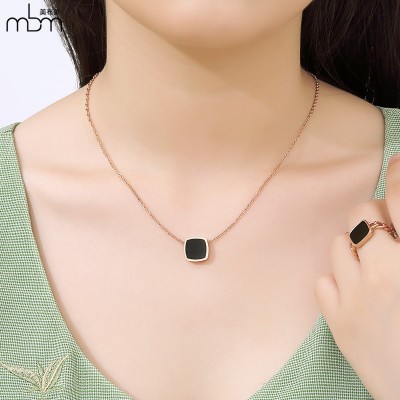 Simple black box plated 18K rose gold necklace female square titanium color gold necklace jewelry chain and clavicle