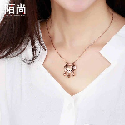 Kyrgyzstan Xiangsuo female 18K rose gold plated necklace pendant chain Korean bone titanium prize on the fashion accessories