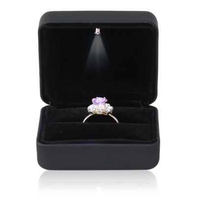 With LED lights, glowing jewelry, packing boxes, proposals, diamond rings, boxes, bracelets, pendants, bracelets, necklaces, rings, boxes...