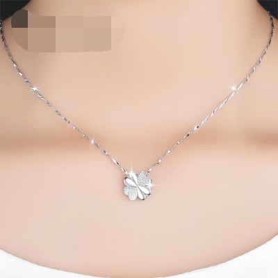 Han edition white clovers S999 sterling silver necklace clavicle fine silver pendant girl's birthday is valentine's day gift