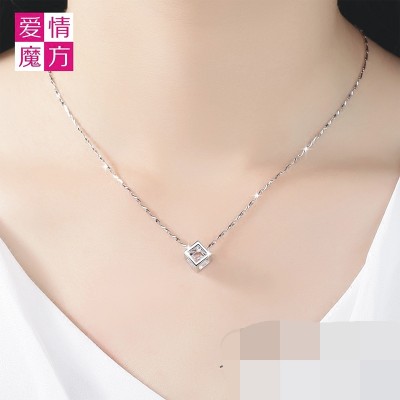 Female love rubik's cube necklace sterling silver 999 fine silver silver collar bone chain, Japan and South Korea version pendant girl a gift