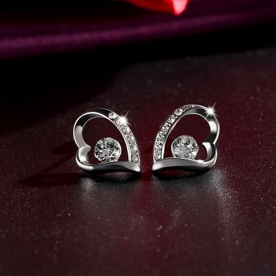 Stud earrings female temperament South Korea contracted fashion personality joker version heart-shaped jewelry allergy free sweet earrings