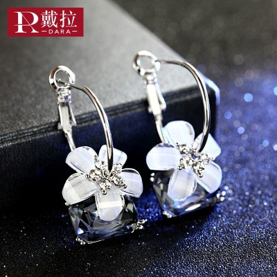 Della act the role ofing is tasted Coloured glaze flower crystal earrings ear clip female south Korean fashion temperament earring stud earrings joker decoration