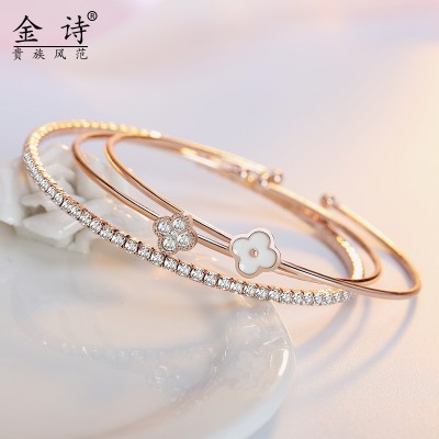 On the Korean minimalist clover Bracelet female sweet personality crystal bracelet Jewelry students birthday gift to send his girlfriend