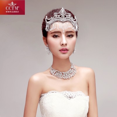 The bride crown earrings necklace three wedding dress suit wedding jewelry jewelry