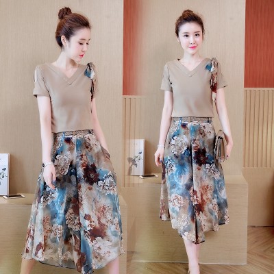 Summer new Korean women's V, short sleeved blouse, female nine points wide leg pants suit, fashion temperament two sets of tide