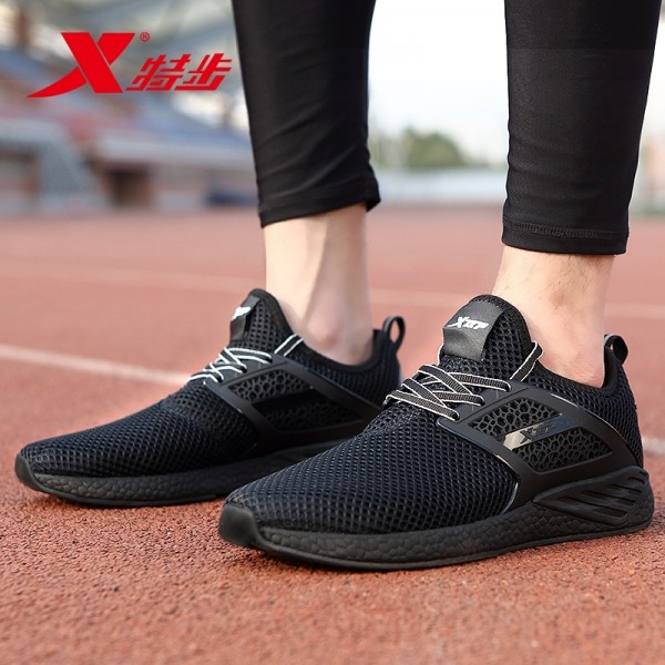 sports shoes for mens online shopping
