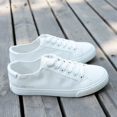 Jednoduché a čisté barevné plátno boty pánské nízké pomáhat svázat ploché boty boty volný čas malé bílé boty prodyšné pánské boty