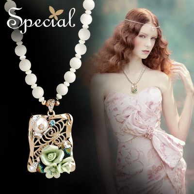 Evropské a americké módní čerstvé perlové náhrdelník keramické korálky svetr řetězu přívěšek