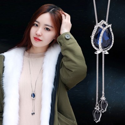Korejská verze tulipánů svetr řetězce podzim a zimní móda divoké dlouhé oděvní doplňky Nový rok láska náhrdelník
