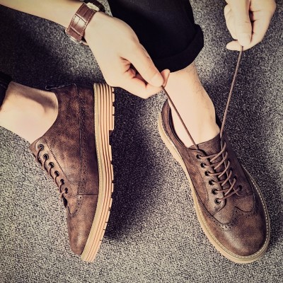 Nový letní korejský trend mužů boty přílivové boty pánské boty příležitostné obuv z divokých desek prodyšné britské boty