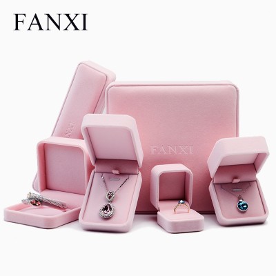 Premium flanell ringbokser, bryllup studs, halskjeder, esker, gaveesker, smykker bokser, rosa